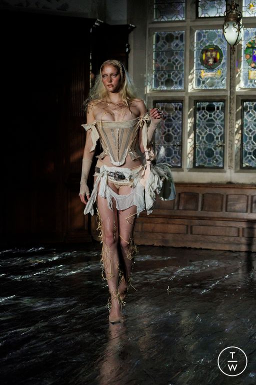 SS26 Dilara Findikoglu Look 14