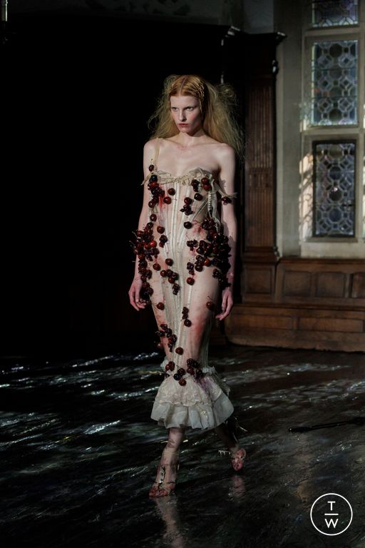 SS26 Dilara Findikoglu Look 24