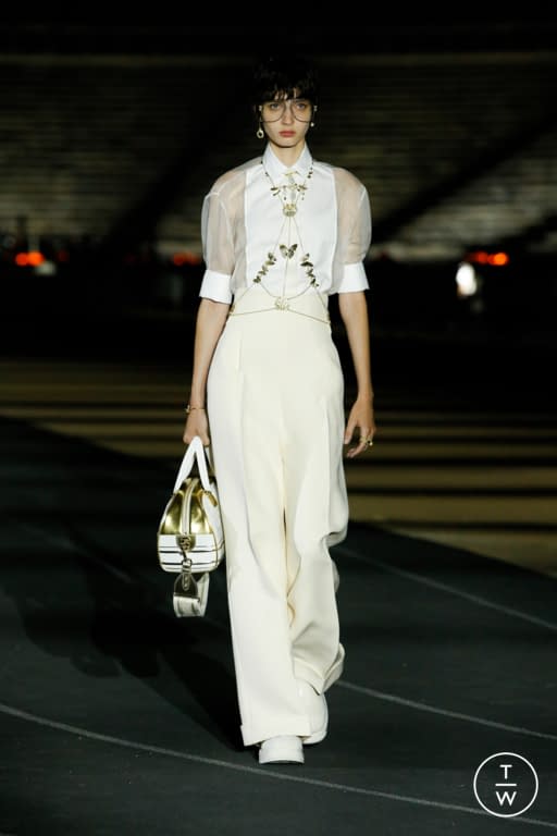 RE22 Christian Dior Look 24