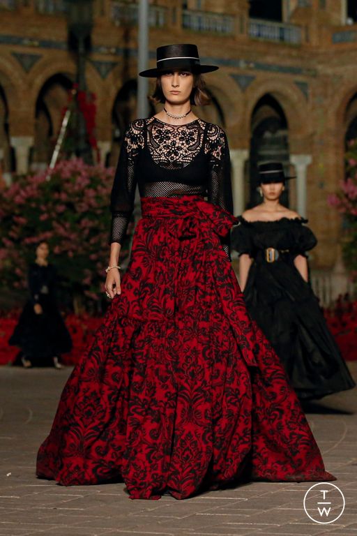 RE23 Christian Dior Look 38