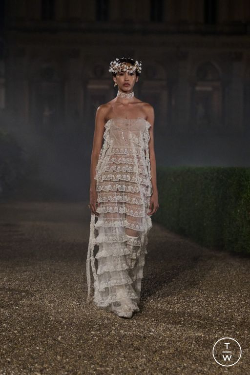 RS 26 Dior Look 5