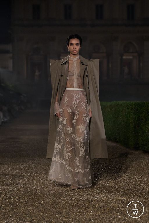 RS 26 Dior Look 7