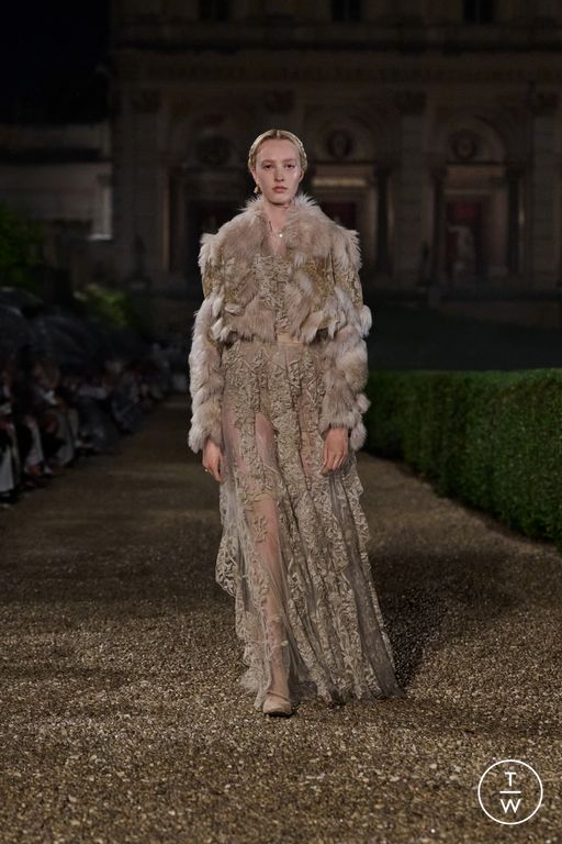 RS 26 Dior Look 14