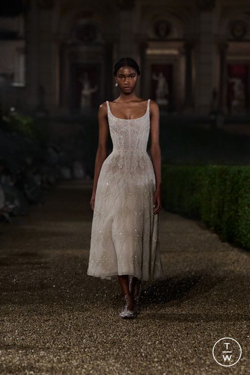 RS 26 Dior Look 20