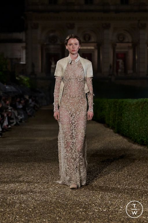RS 26 Dior Look 34