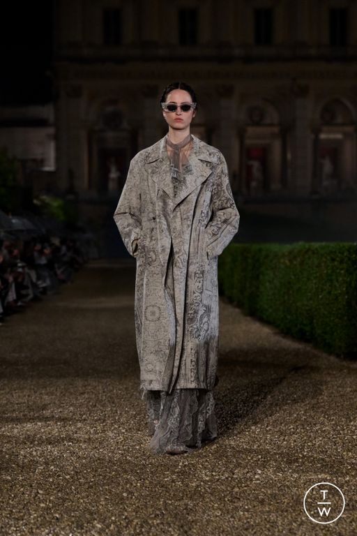 RS 26 Dior Look 35
