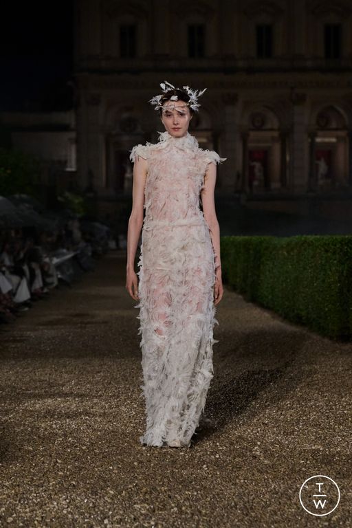 RS 26 Dior Look 43
