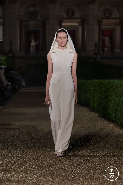 RS 26 Dior Look 44
