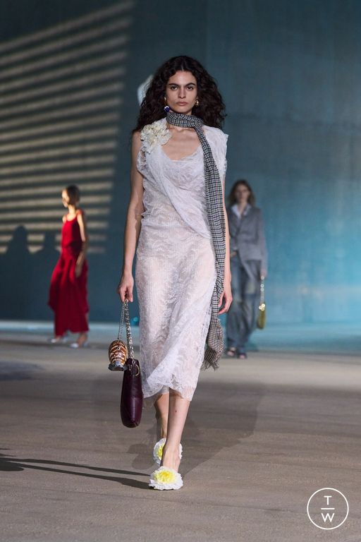 RS27 Dior Look 72
