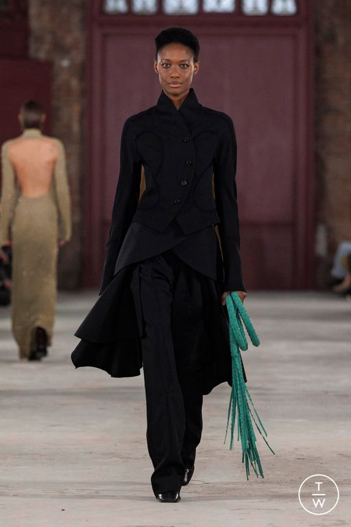 FW26 Diotima Look 15