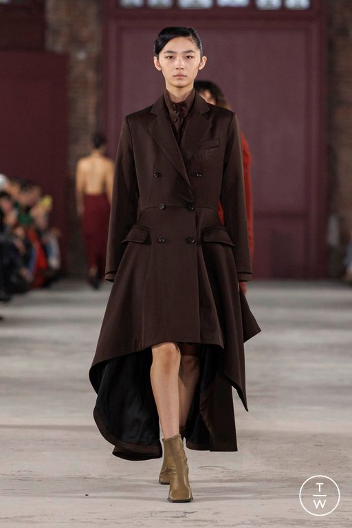 FW26 Diotima Look 22
