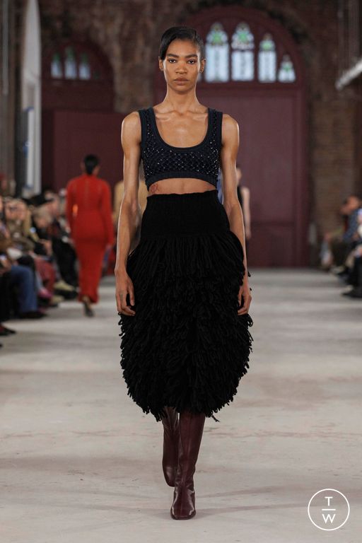 FW26 Diotima Look 24