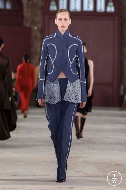 FW26 Diotima Look 25