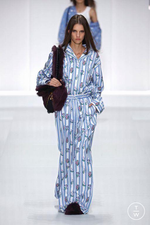 SS26 Dolce & Gabbana Look 22