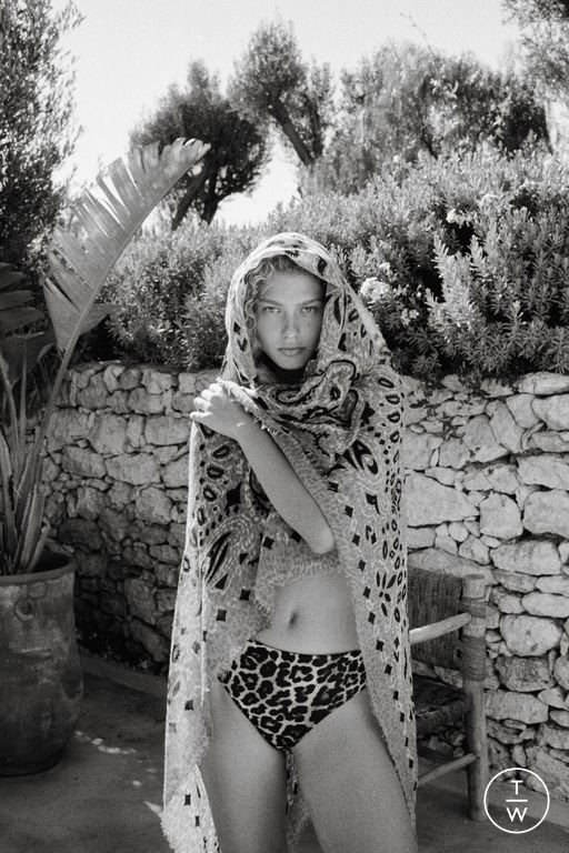 SS25 Kujten Look 2