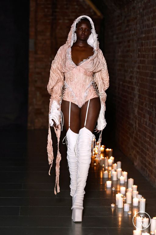 FW26 Dreaming Eli Look 10