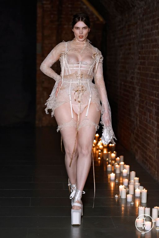 FW26 Dreaming Eli Look 12