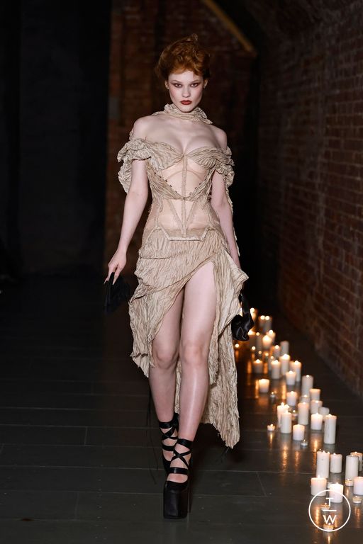 FW26 Dreaming Eli Look 14