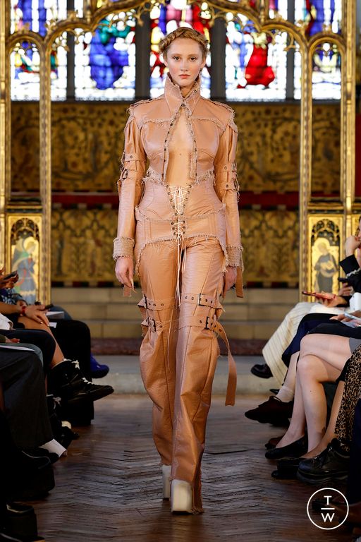 SS26 Dreaming Eli Look 31