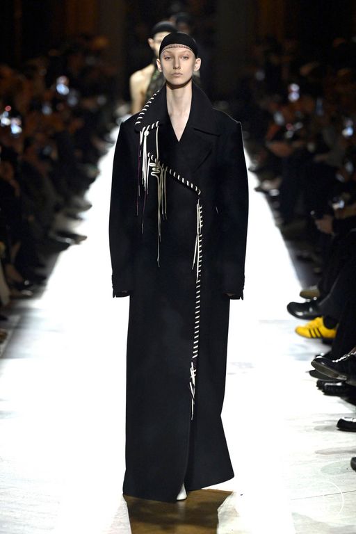 FW25 Dries Van Noten Look 1