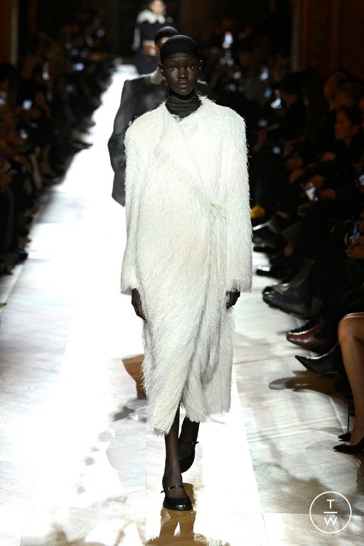 FW25 Dries Van Noten Look 8