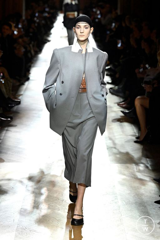 FW25 Dries Van Noten Look 9