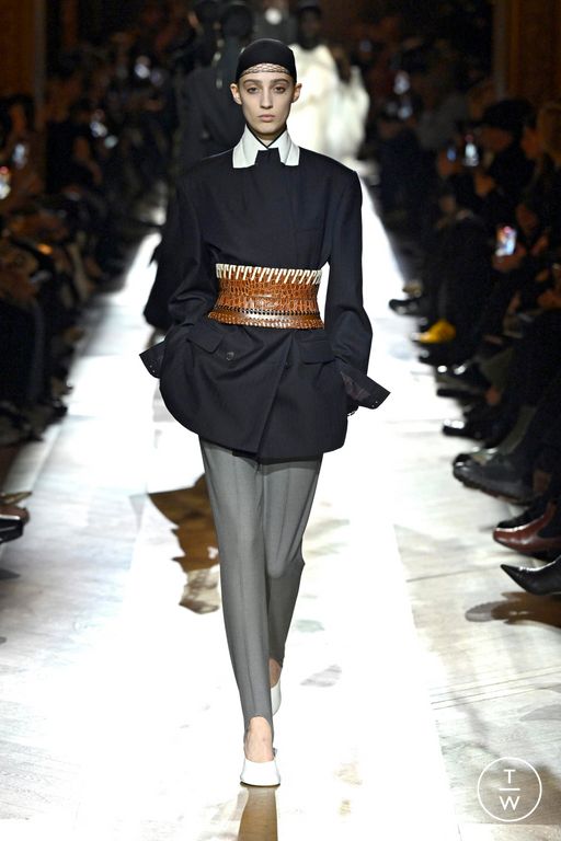 FW25 Dries Van Noten Look 10