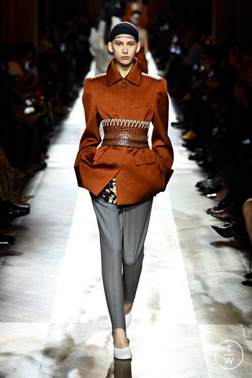 FW25 Dries Van Noten Look 19