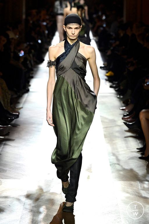 FW25 Dries Van Noten Look 32