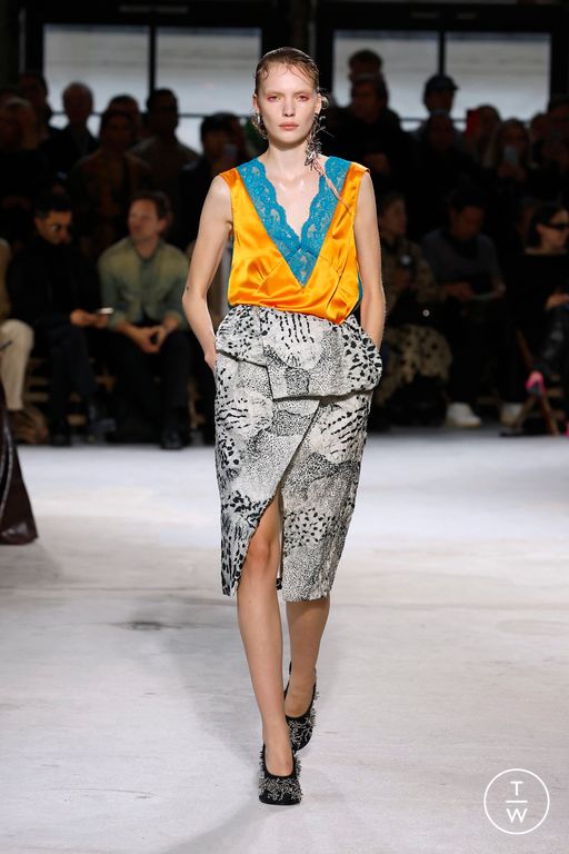 Spring-Summer 2025 Dries Van Noten Look 56