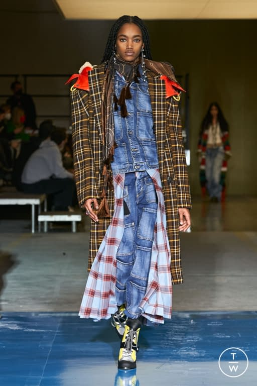 FW22 Dsquared2 Look 17