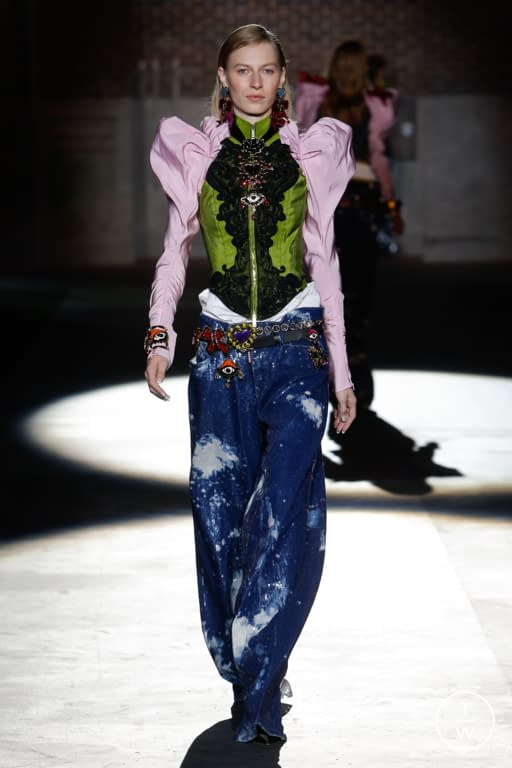 S/S 17 Dsquared2 Look 39