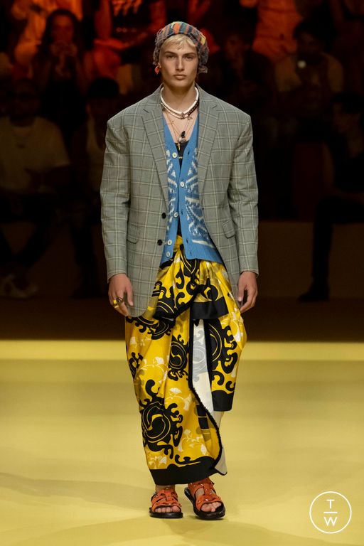 SS23 Dsquared2 Look 1