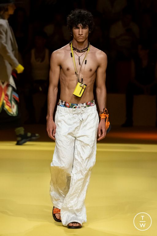 SS23 Dsquared2 Look 17