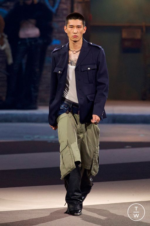 FW25 Dsquared2 Look 32