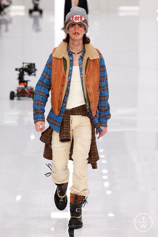 FW24 Dsquared2 Look 1