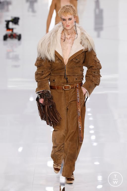 FW24 Dsquared2 Look 23