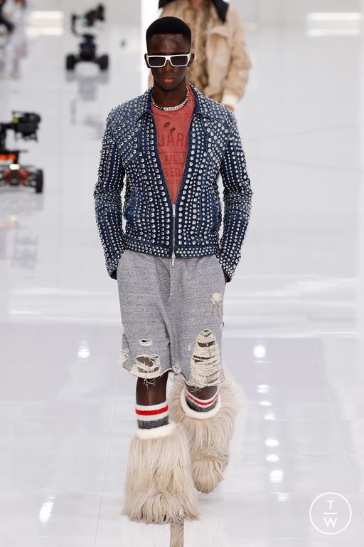 FW24 Dsquared2 Look 37