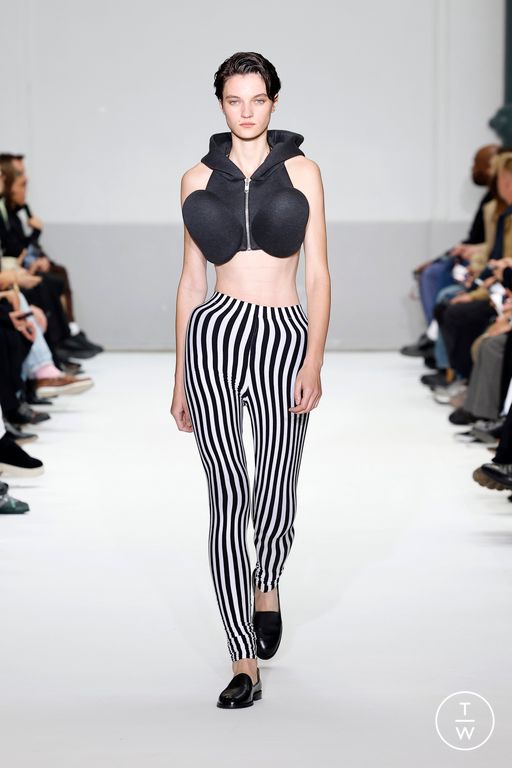 Spring-Summer 2025 Duran Lantink Look 11