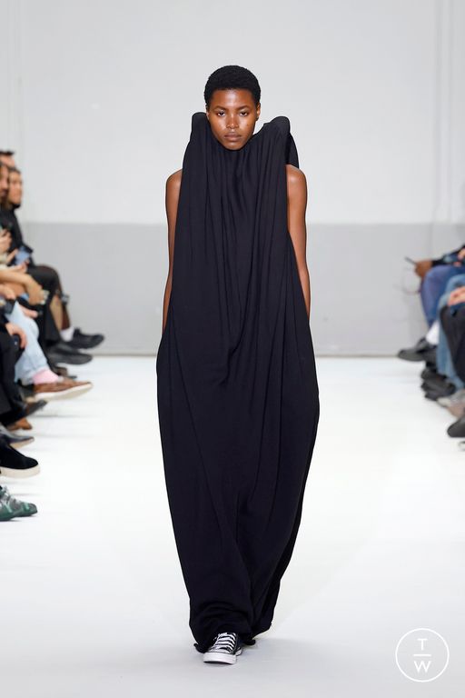 Spring-Summer 2025 Duran Lantink Look 39