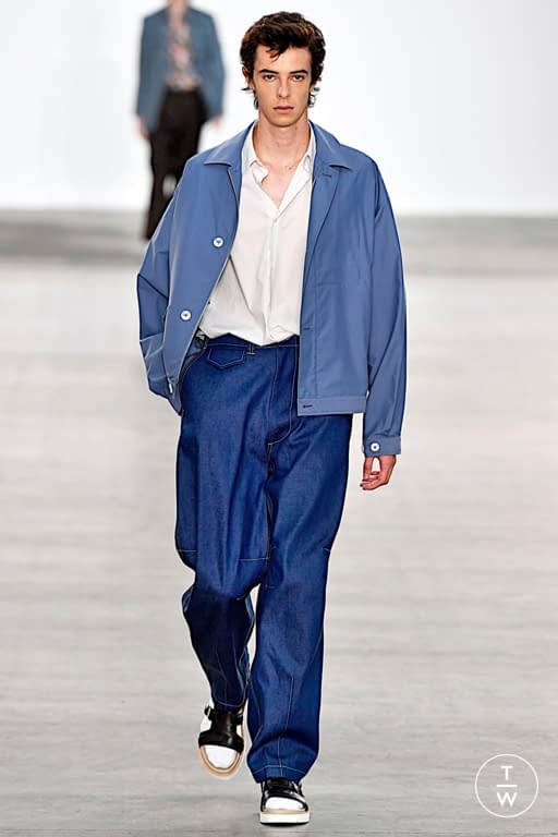 SS20 E. Tautz Look 18