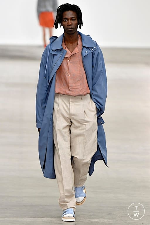 SS20 E. Tautz Look 22