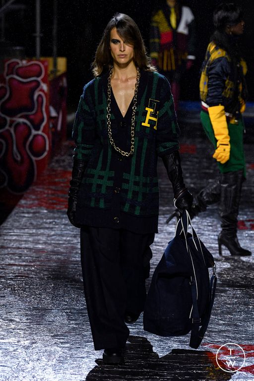 FW22 Tommy Hilfiger Look 17