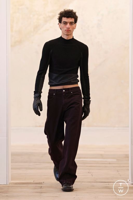 FW25 Eckhaus Latta Look 26