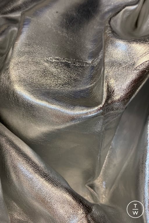 SS21 Summer black EF-PU09-SILVER