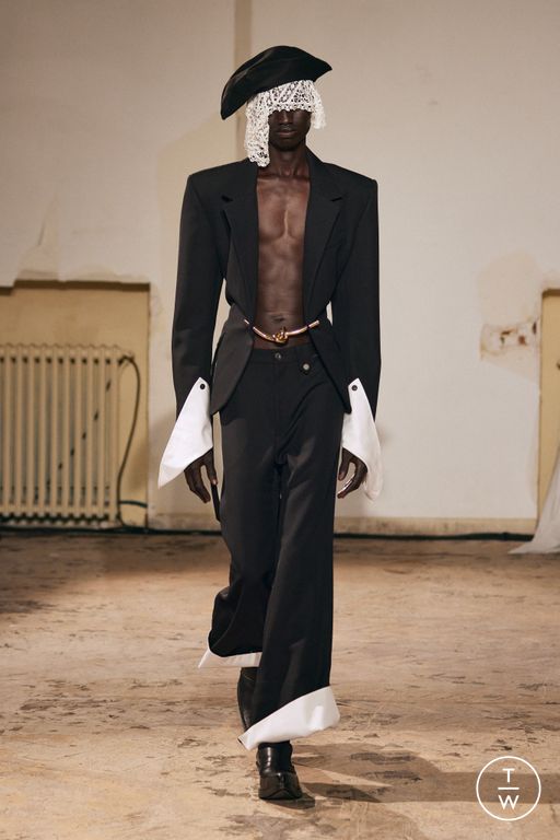 SS 26 EGONlab Look 1