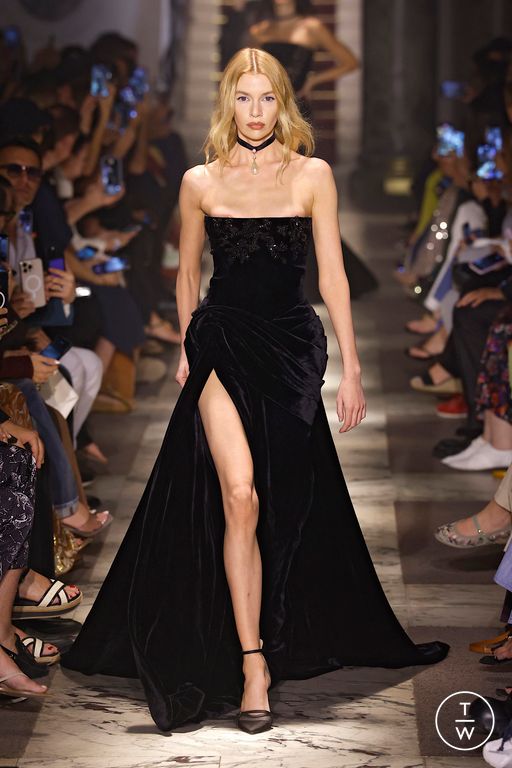 FW25 Elie Saab Look 3