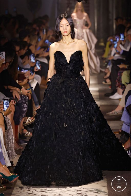 FW25 Elie Saab Look 36
