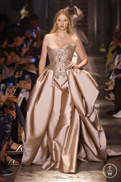 FW25 Elie Saab Look 37