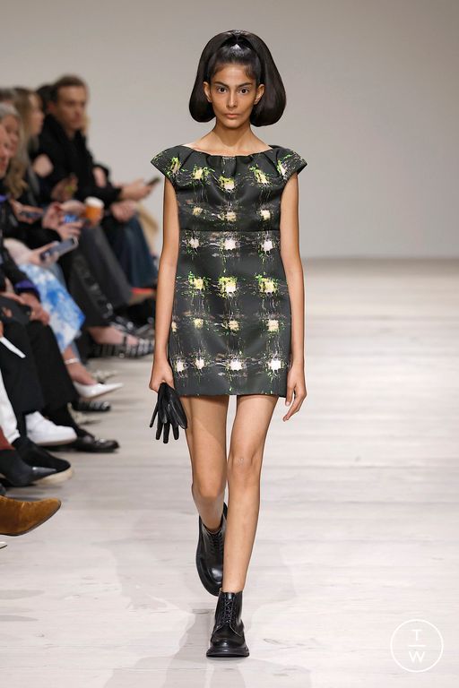 FW25 Emilia Wickstead Look 20